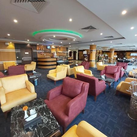 Al Masem Serviced Apartments - Exit 9 Riaad Buitenkant foto