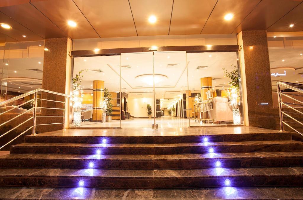 Al Masem Serviced Apartments - Exit 9 Riaad Buitenkant foto